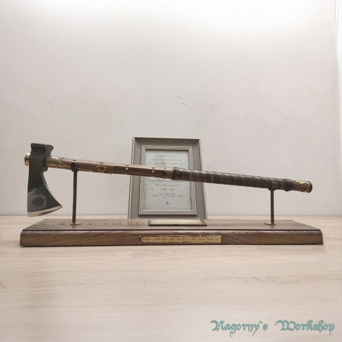 VIP подарунок сокира з сталі T72