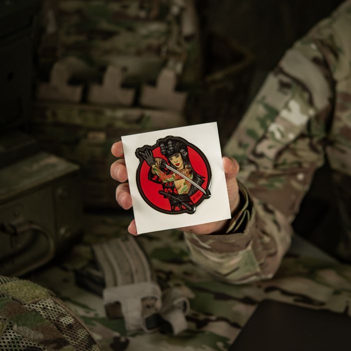 M-Tac наклейка об'ємна Tactical girl №3 Череп на плечі