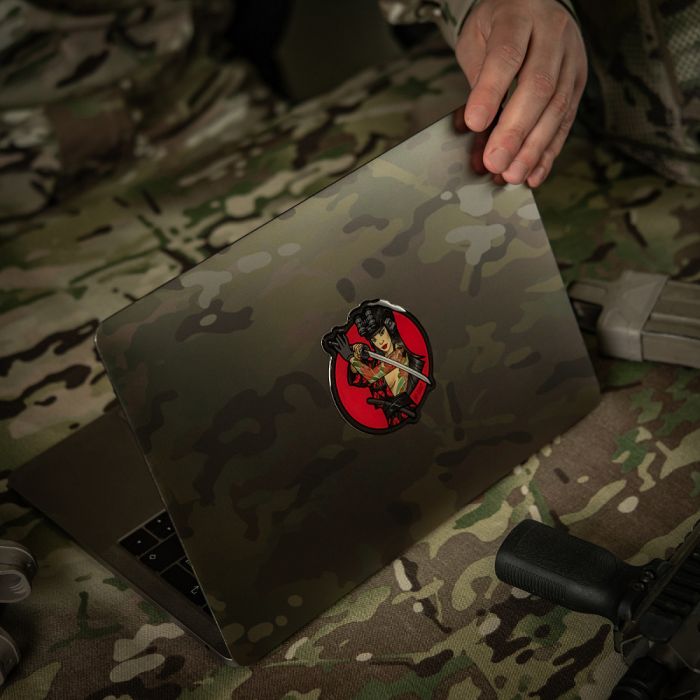 M-Tac наклейка об'ємна Tactical girl №3 Череп на плечі