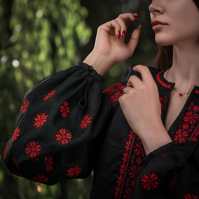 M-Tac вишиванка жіноча 100% льон чорна