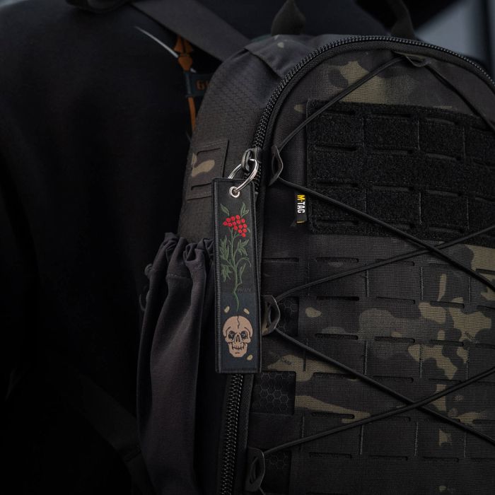 M-Tac брелок Череп/Калина