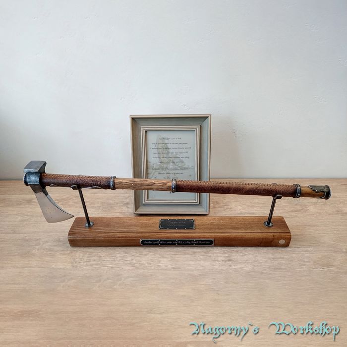 VIP подарунок бойовий чекан з сталі T72