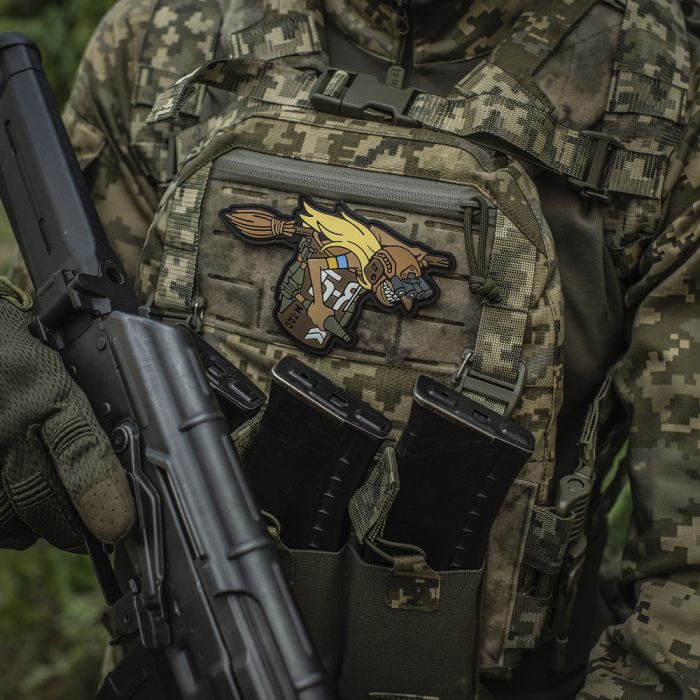 M-Tac нашивка Баба-Яга "горизонтальна" full color