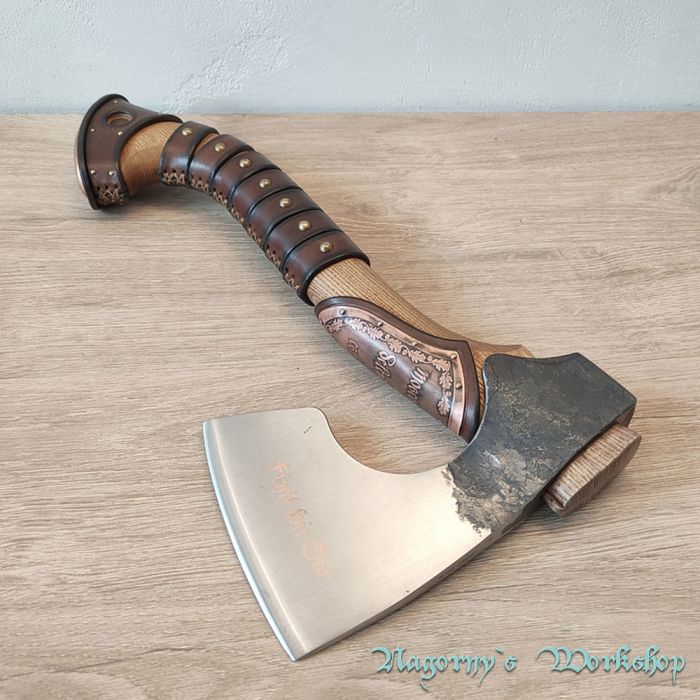 VIP подарунок сокира в міді з сталі T72