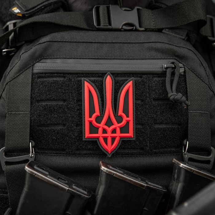 Нашивка Тризуб PVC великий червоно-чорний