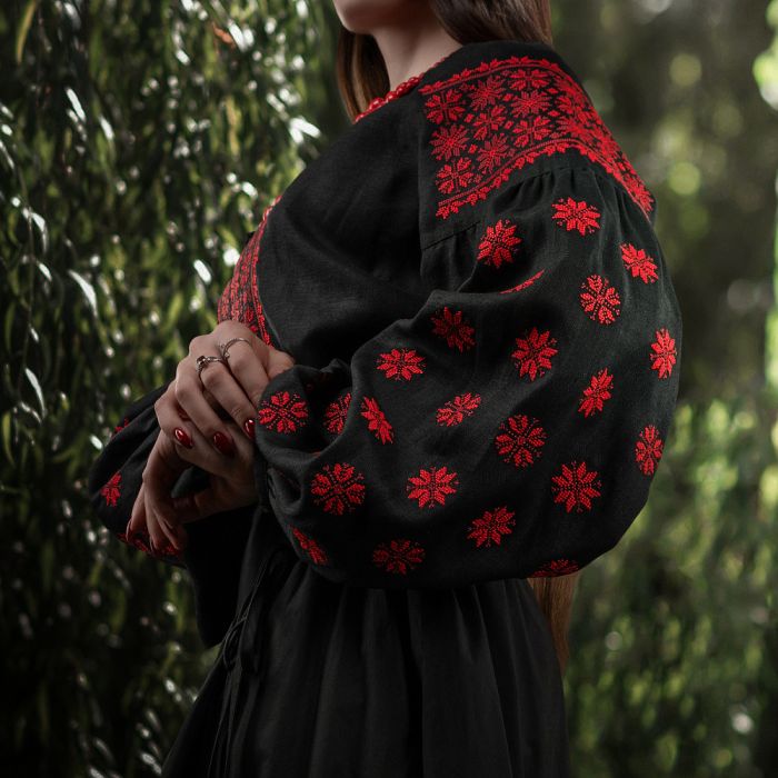 M-Tac вишиванка жіноча 100% льон чорна