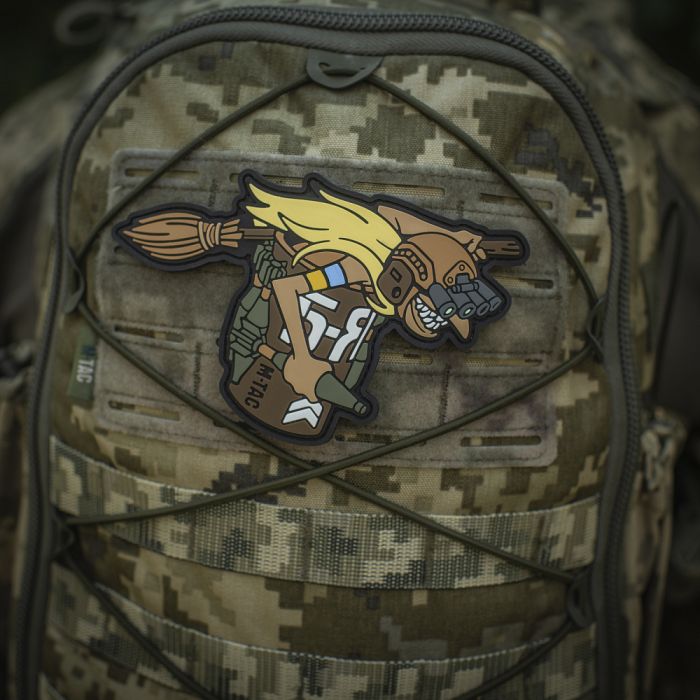 M-Tac нашивка Баба-Яга "горизонтальна" full color