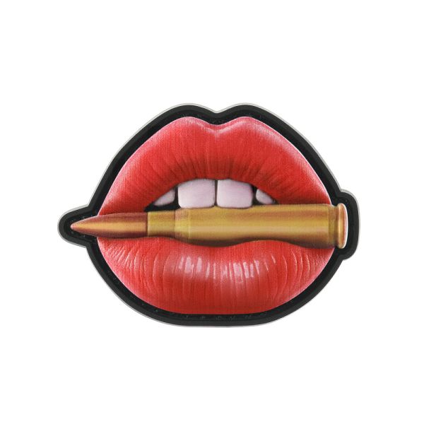Нашивка Губи з набоєм червоні PVC