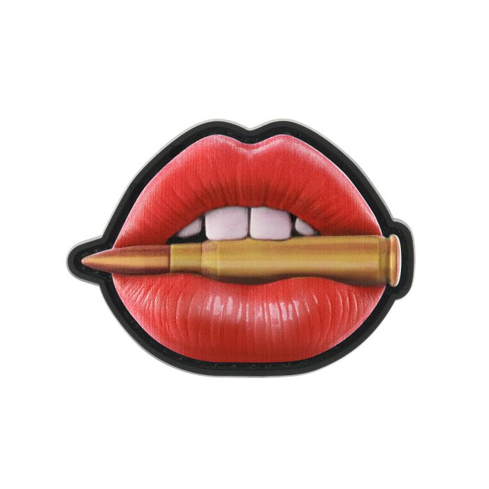 Нашивка Губи з набоєм червоні PVC