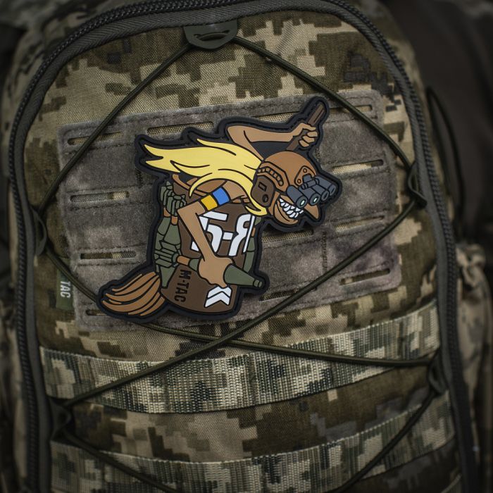 M-Tac нашивка Баба-Яга "вертикальна" full color