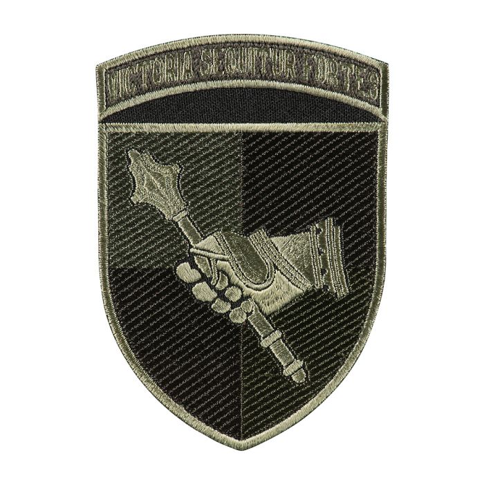 Шеврон Командування Сухопутних Військ Victoria Sequitur Fortes польовий