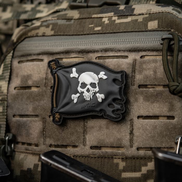 M-Tac нашивка Веселий Роджер PVC Black