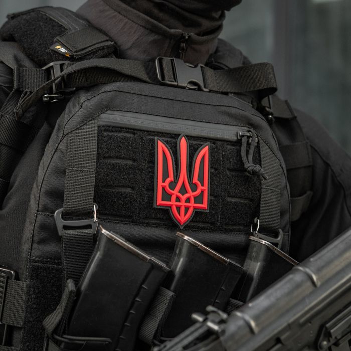 Нашивка Тризуб PVC великий червоно-чорний