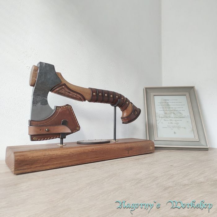 VIP подарунок сокира в міді з сталі T72