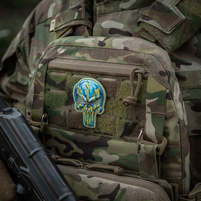 Нашивка Punisher Тризуб GID