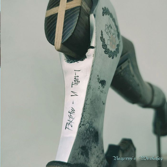 VIP подарунок сокира з сталі Tiger I