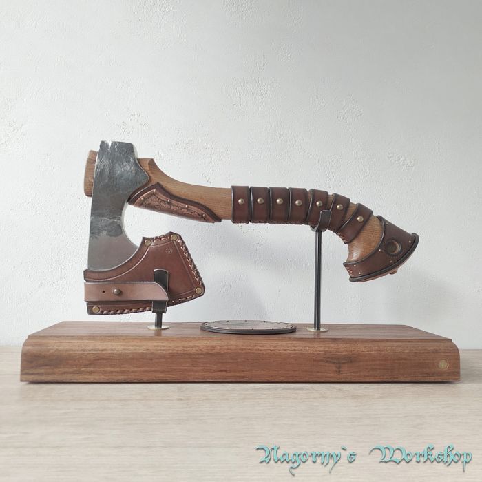 VIP подарунок сокира в міді з сталі T72