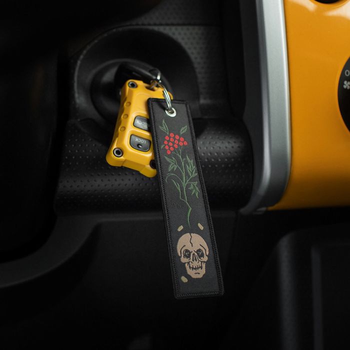 M-Tac брелок Череп/Калина