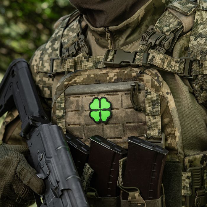 M-Tac нашивка Клевер GID Black/Green