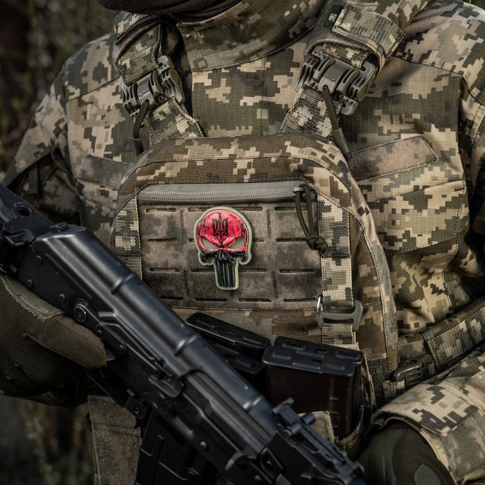 Нашивка Punisher Червоний GID